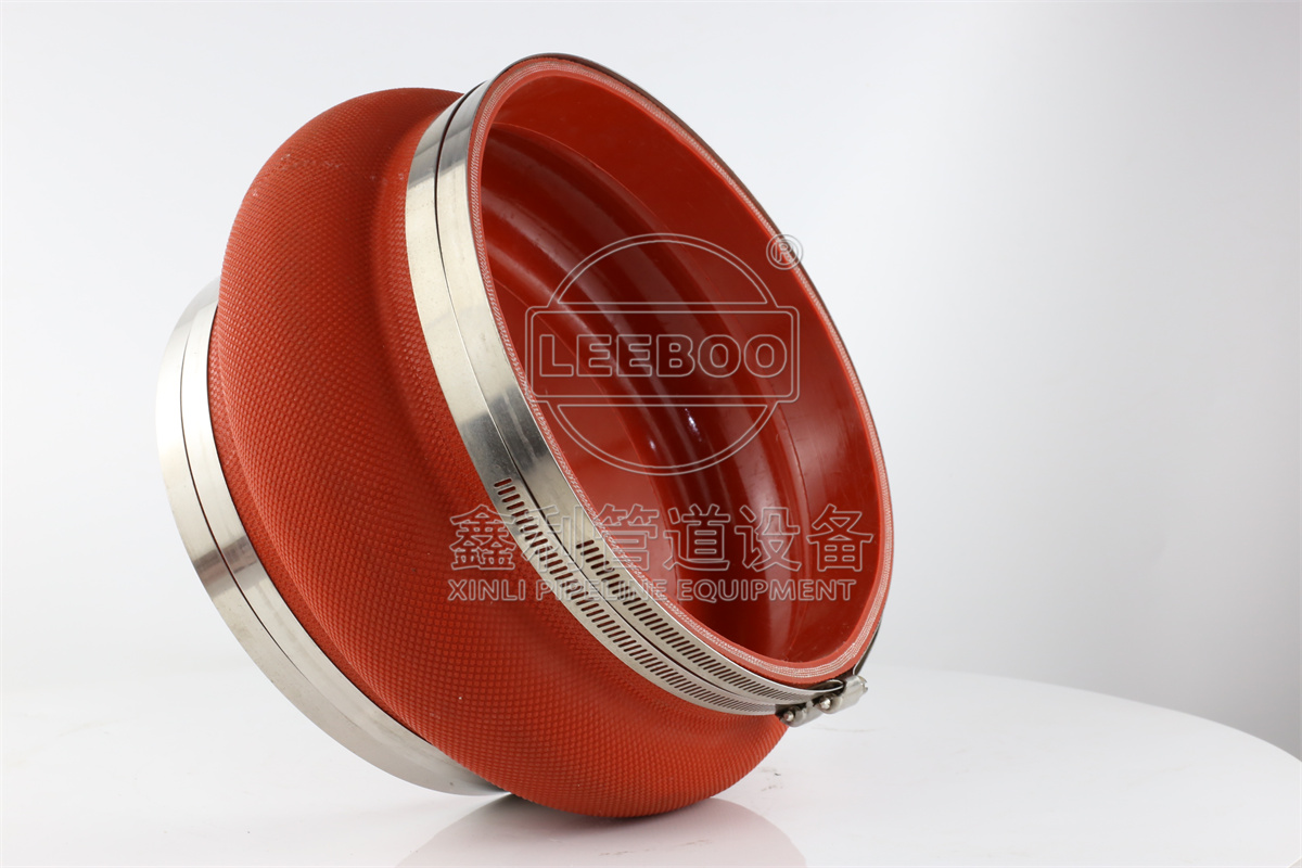  卡箍式橡膠接頭的卡箍是不銹鋼好還是強(qiáng)力卡箍好