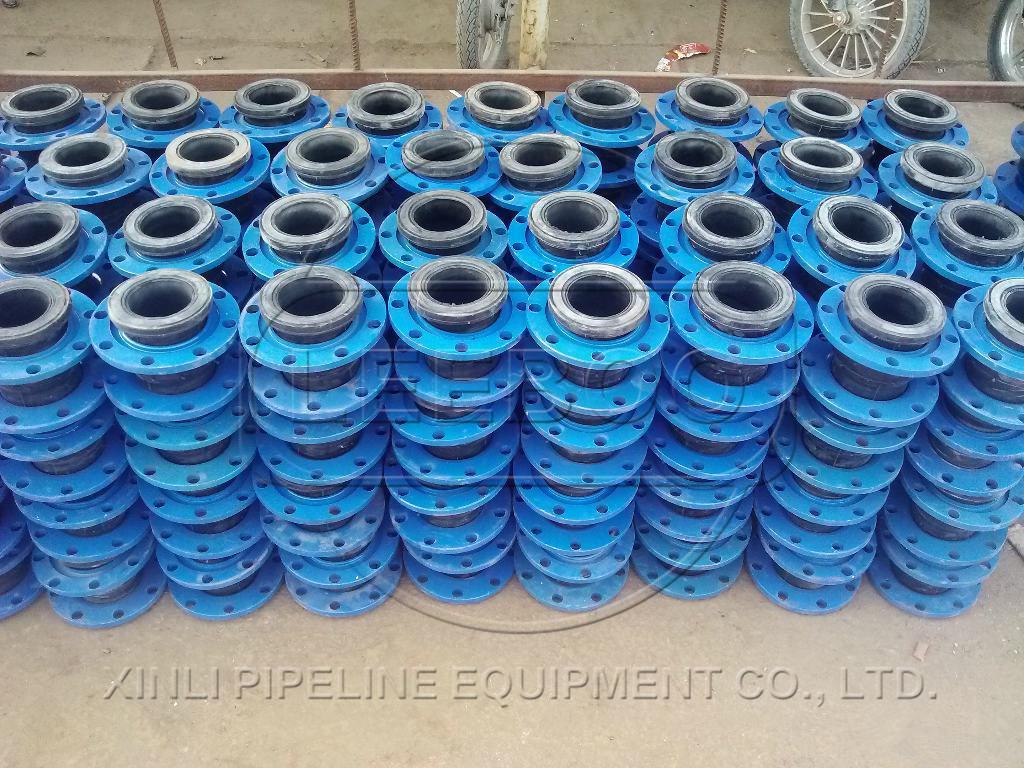 香港九龍紅磡耐高溫<a href=http://www.xinligd.com target=_blank class=infotextkey>橡膠接頭</a>鑫利配貨車間